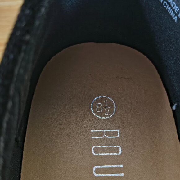 Rogue Women’s Black Loafers | Size 8.5 | Classic Slip-On Comfort - Picture 6 of 6